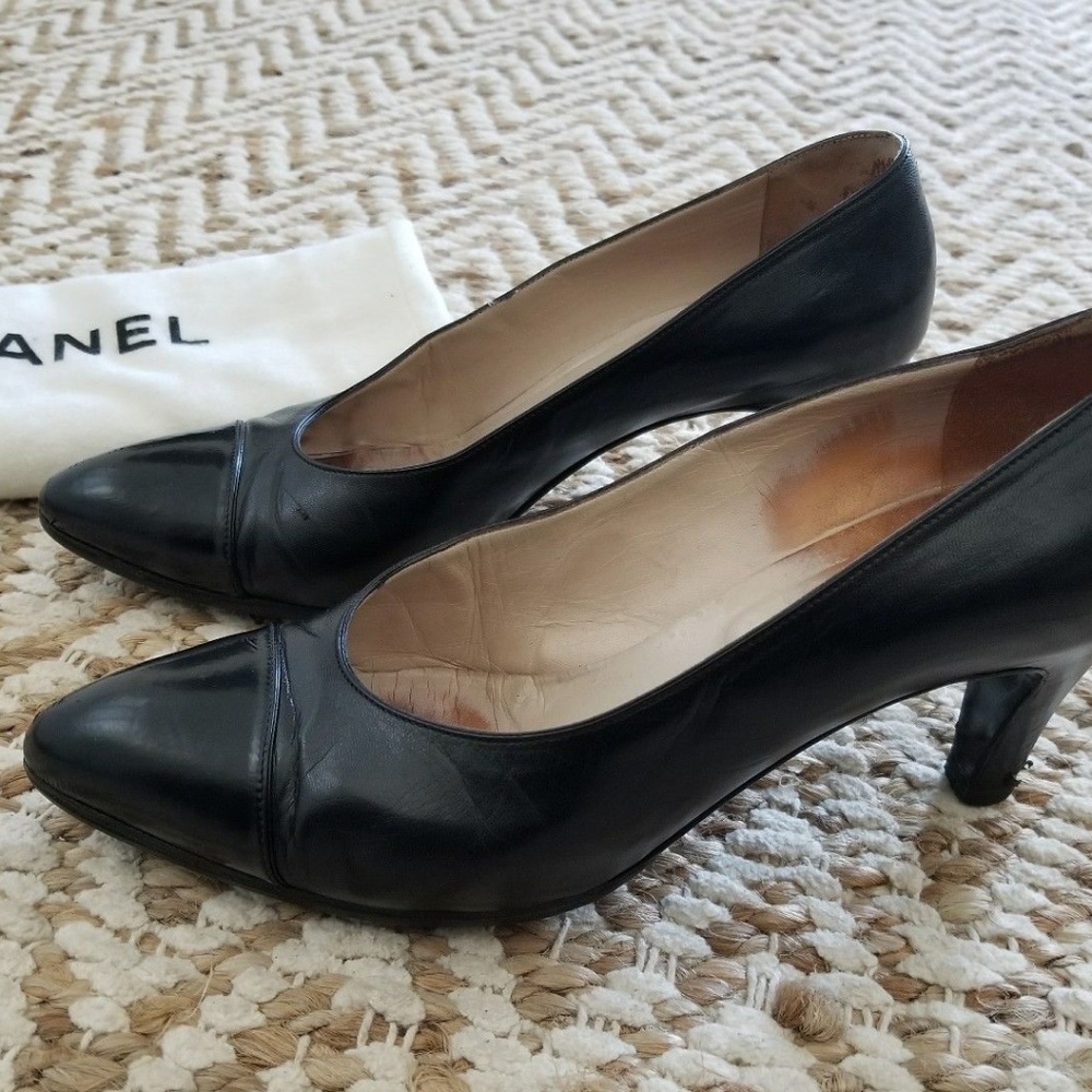 CHANEL women's cap toe black leather size 37.5